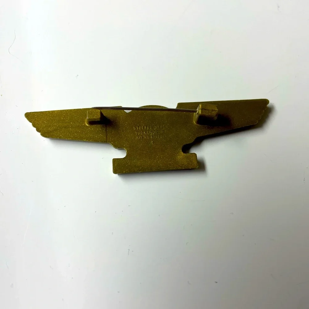 Vintage pins. 80s & 90s - Picture 3 of 15